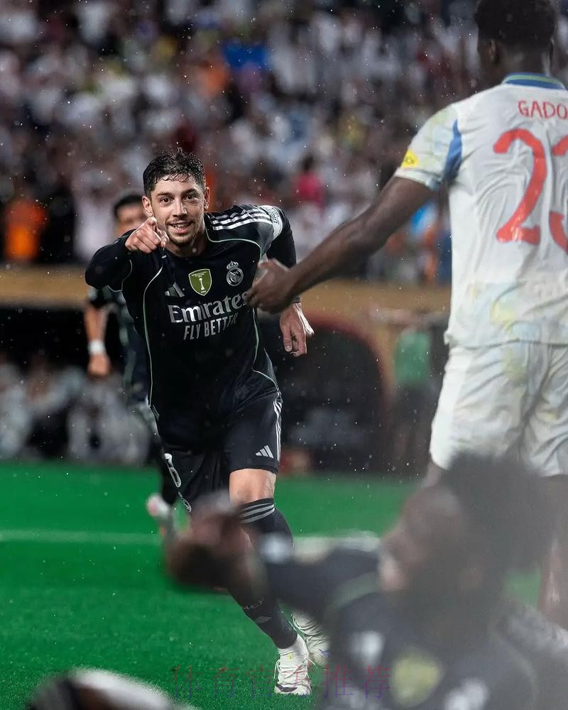 记者：巴尔韦德已连续3周带伤作战 但他仍坚持上场